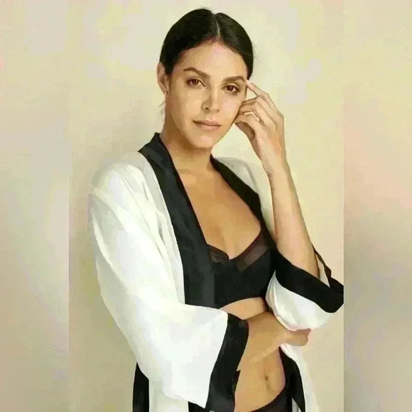 Natural Silk  Robe Capella by Less Is Amor - Picture 5 of 5